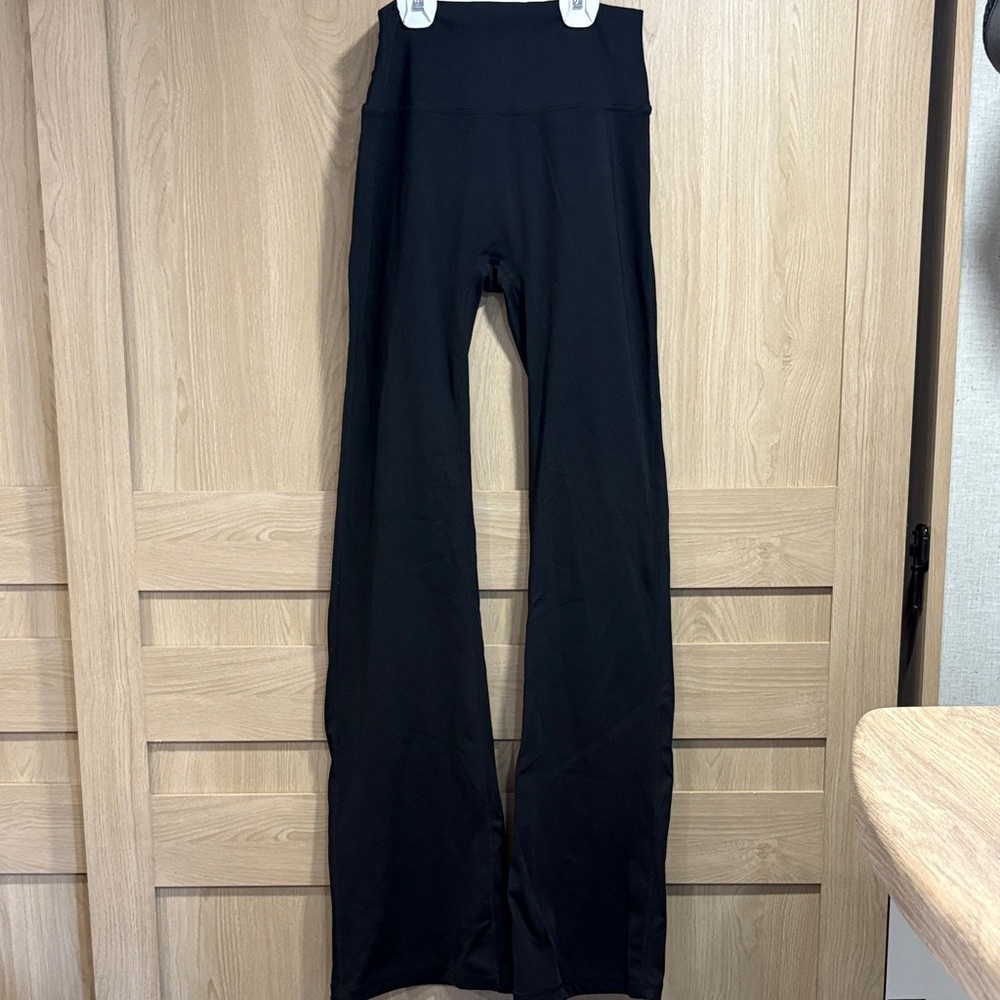SHEIN Flared Leggings